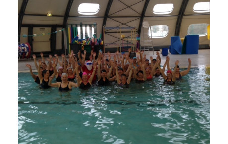 La section Aquagym vous souhaite de bonnes fêtes !